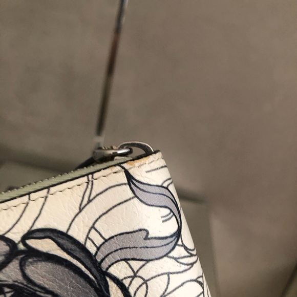 Prada Rabbit Liberty Glacé Opaline James Jean Limited Edition Zippy Wallet - Picture 5 of 9